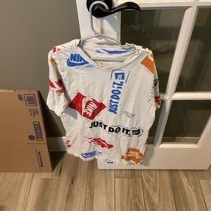 Nike youth XL short sleeve t shirt